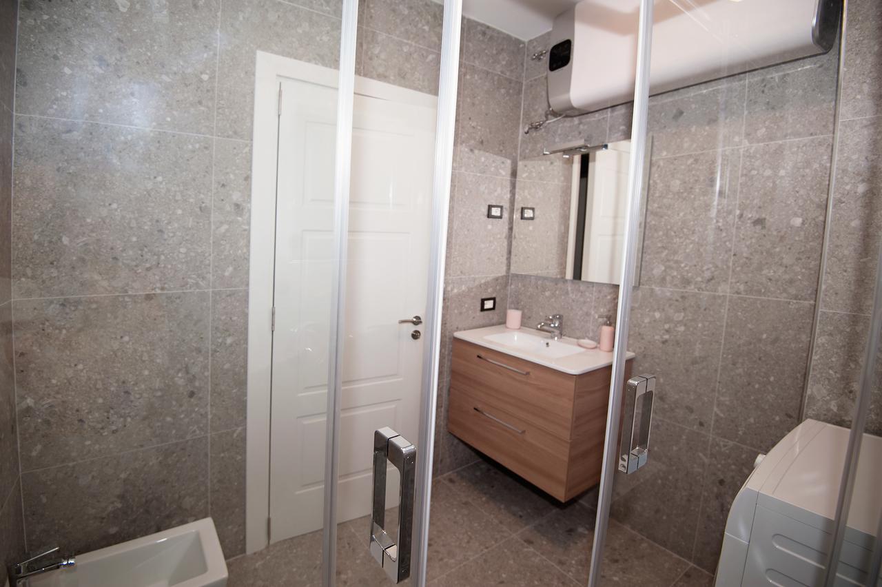 Dion Apartament *